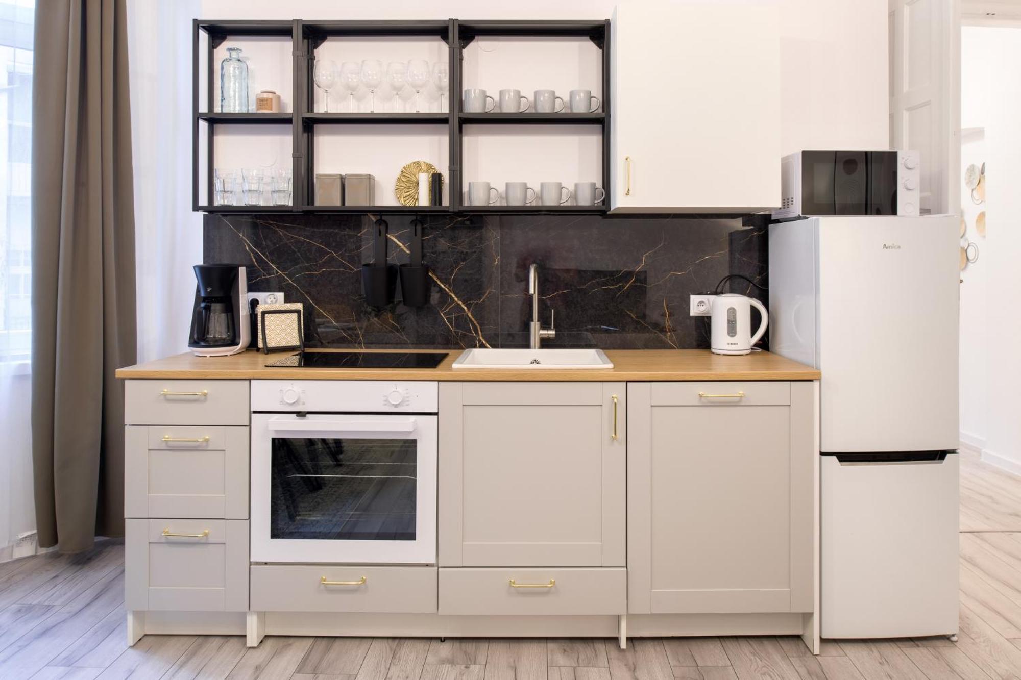 Wawelove Pilsudskiego - 3 Bedroom Apt. With Balcony And Free Parking! Apartamento Cracovia